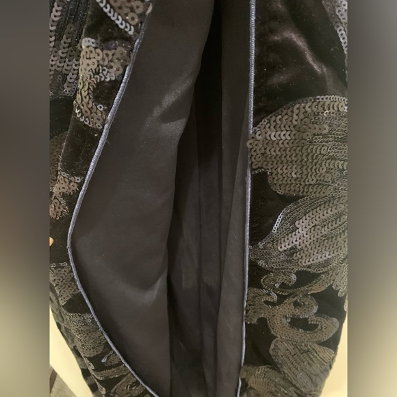 Alluring Romance Navy Blue Sequin Velvet Mermaid Maxi Dress. Size large. - Picture 10 of 14